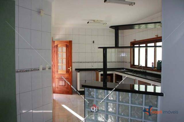 Sobrado à venda com 3 quartos, 256m² - Foto 19