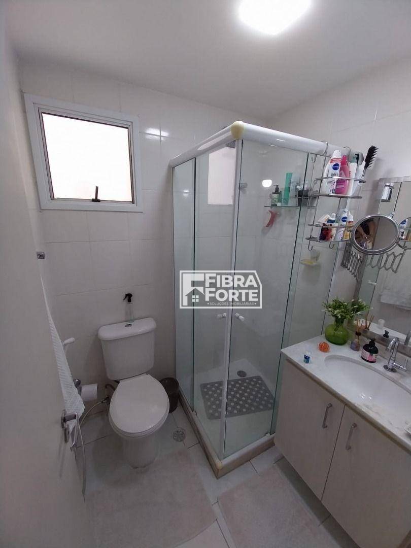 Apartamento à venda com 3 quartos, 77m² - Foto 6