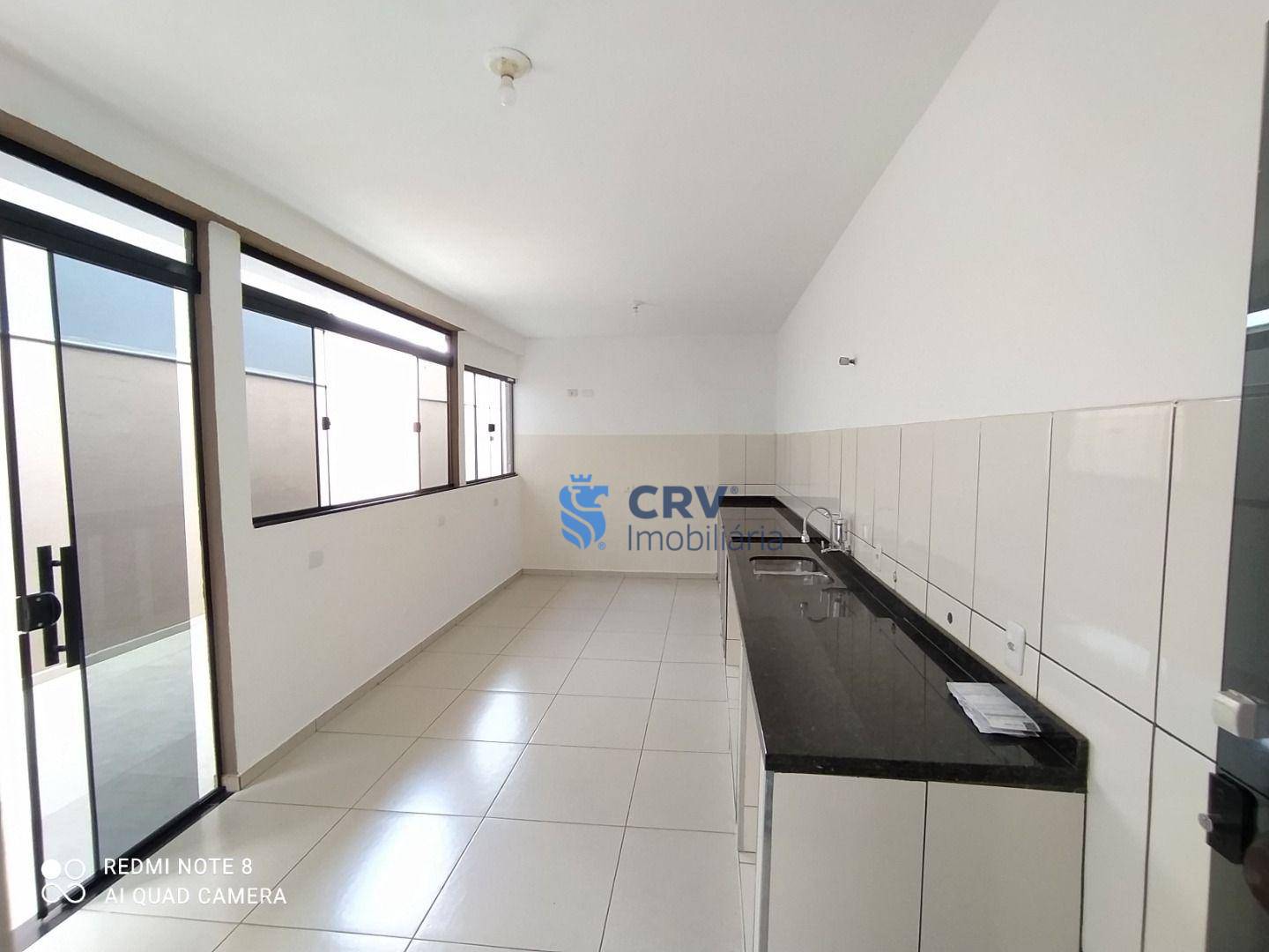 Casa à venda e aluguel com 3 quartos, 175m² - Foto 9