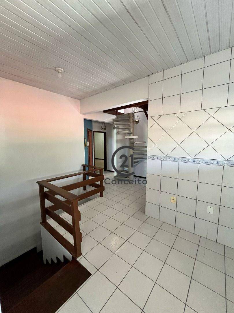 Casa à venda e aluguel com 7 quartos, 480m² - Foto 5