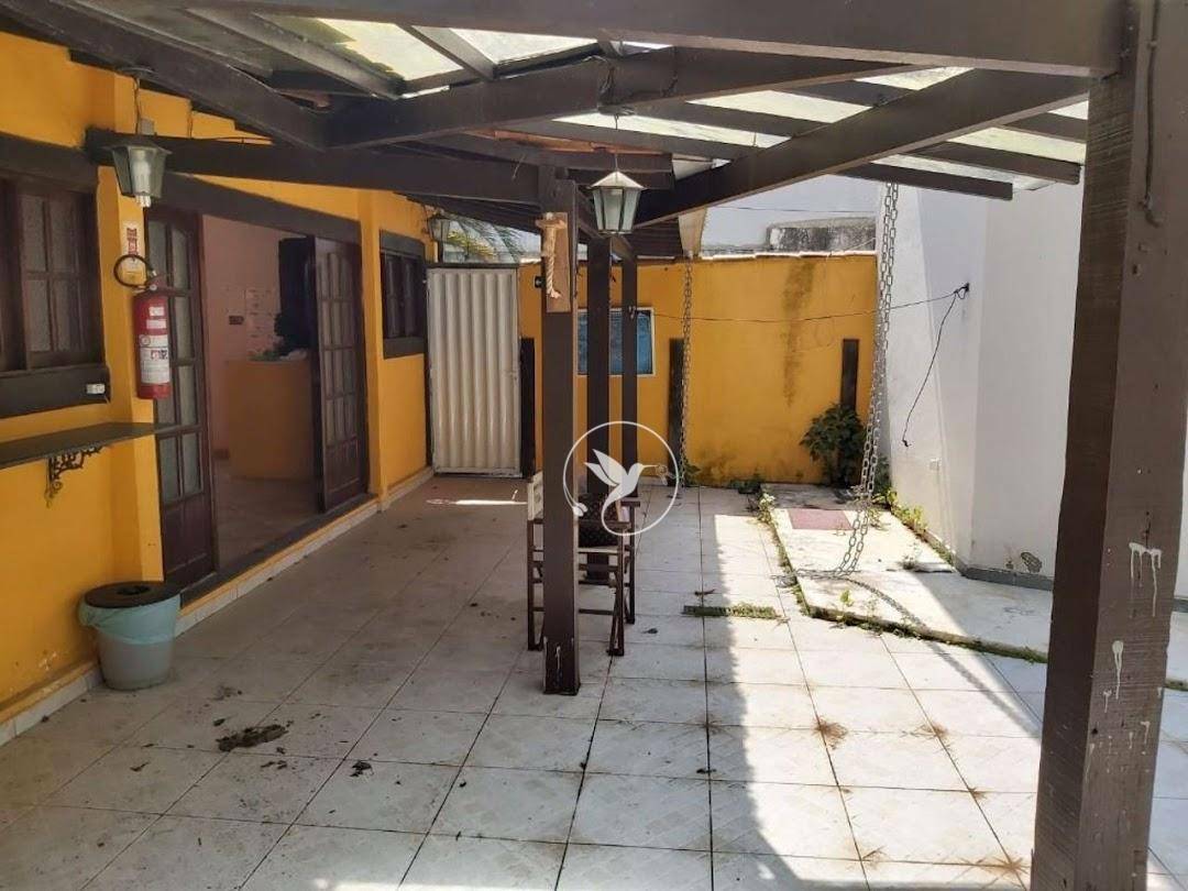 Pousada-Chalé à venda com 17 quartos, 500m² - Foto 14