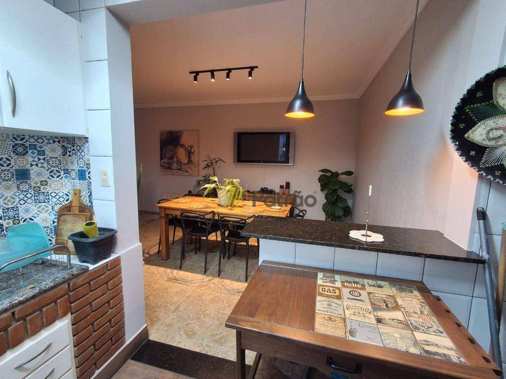 Cobertura à venda com 3 quartos, 200m² - Foto 25
