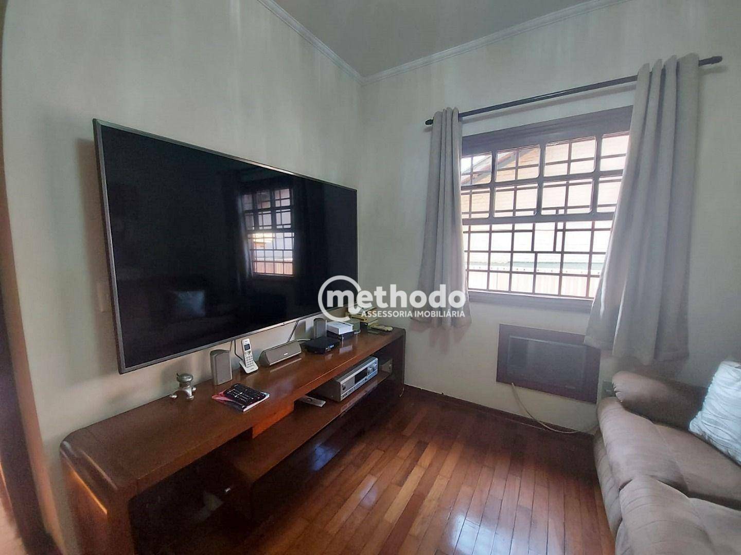 Casa à venda com 5 quartos, 274m² - Foto 10