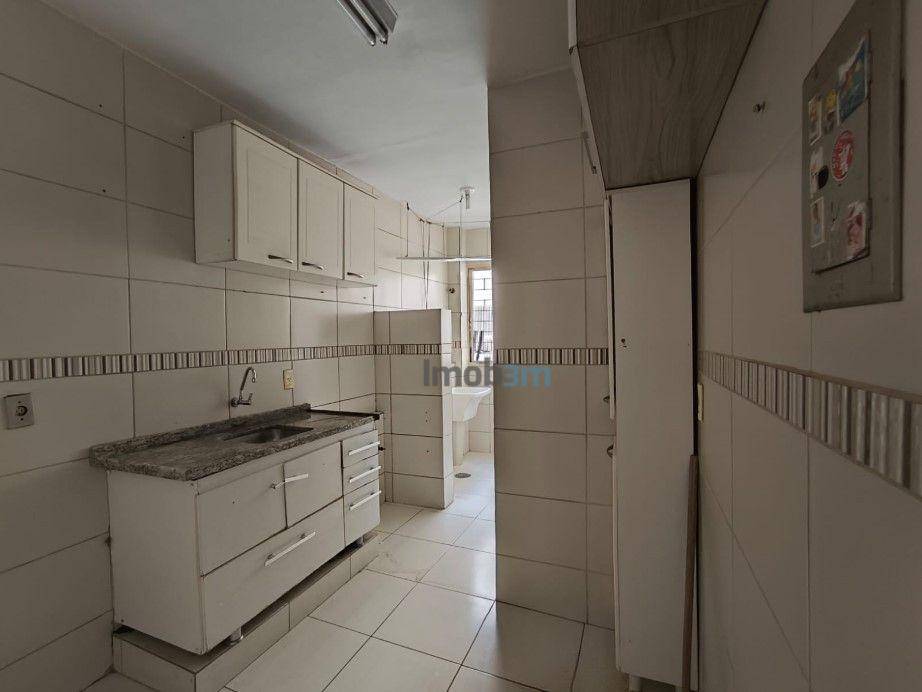 Apartamento à venda com 3 quartos, 59m² - Foto 3