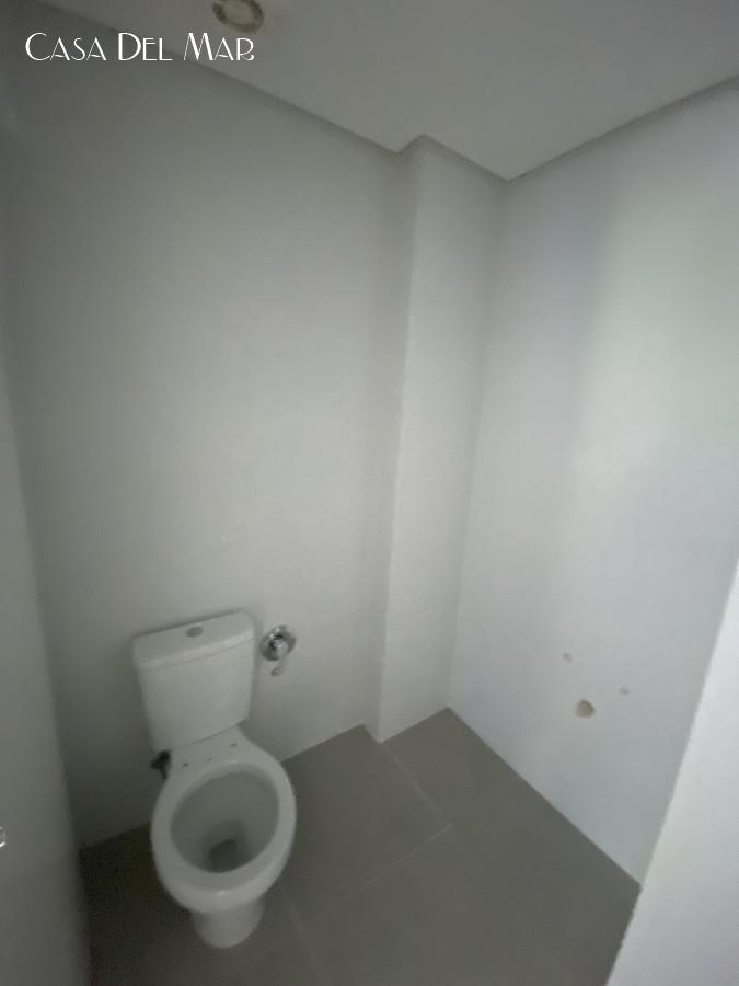 Apartamento à venda com 2 quartos, 70m² - Foto 27