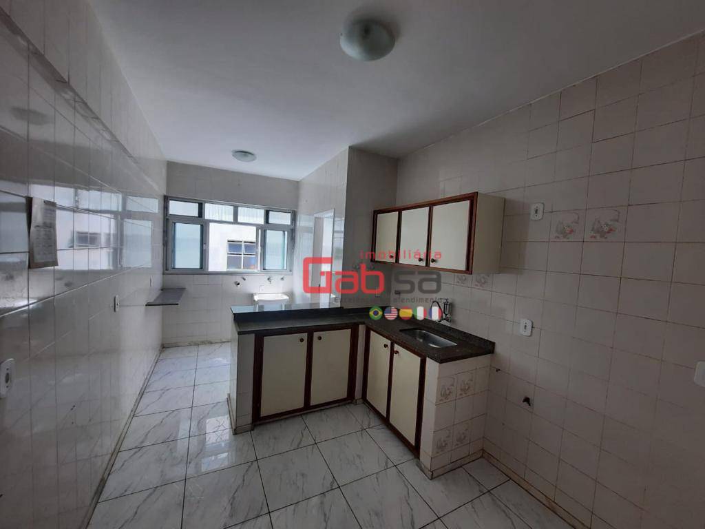 Apartamento para alugar com 2 quartos, 85m² - Foto 12