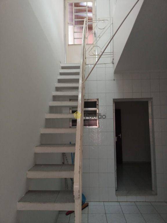 Sobrado à venda com 2 quartos, 165m² - Foto 20