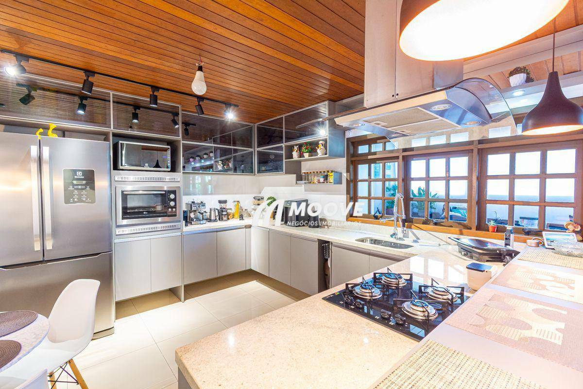 Sobrado à venda com 3 quartos, 350m² - Foto 24