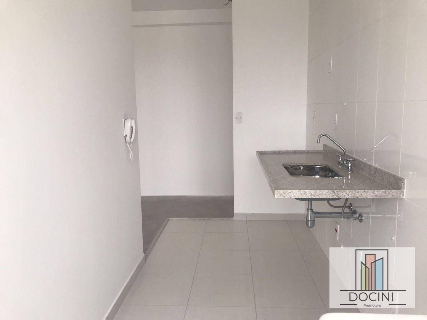 Apartamento à venda com 3 quartos, 70m² - Foto 11