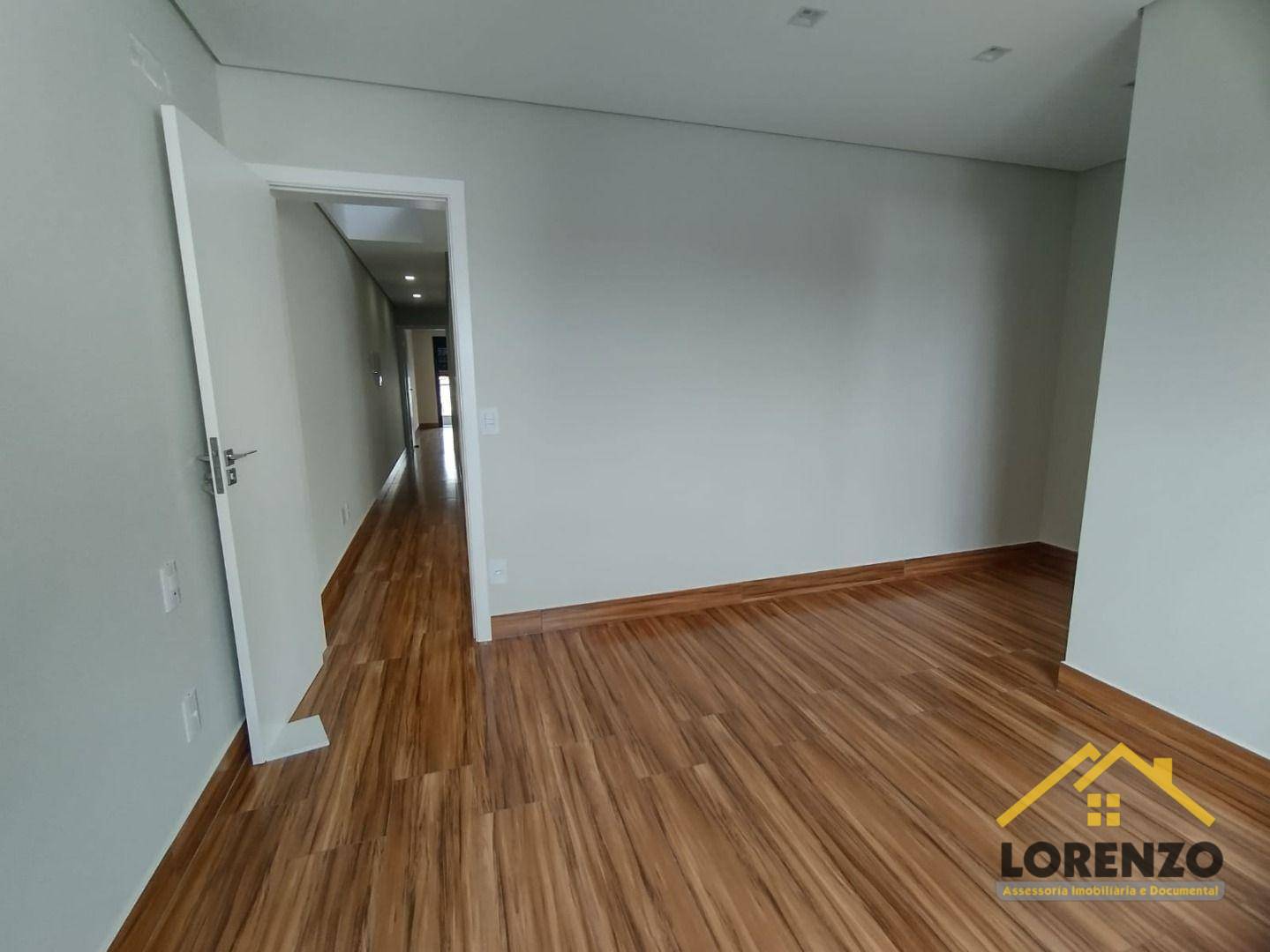 Sobrado à venda com 3 quartos, 200m² - Foto 17