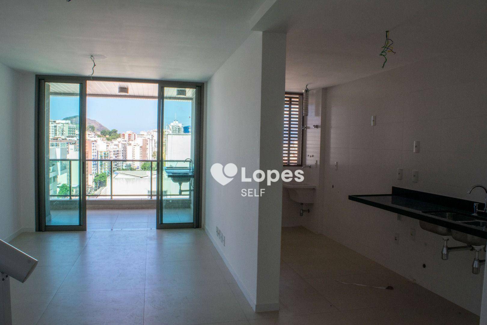 Apartamento à venda com 3 quartos, 118m² - Foto 1