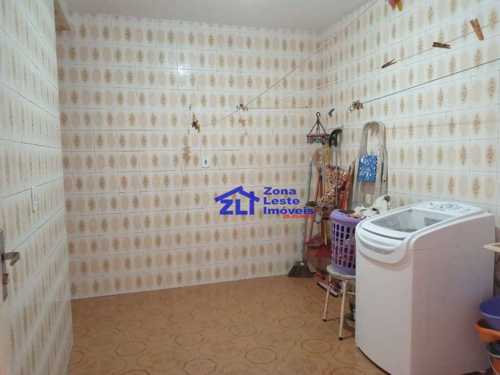 Casa à venda com 2 quartos, 180m² - Foto 25