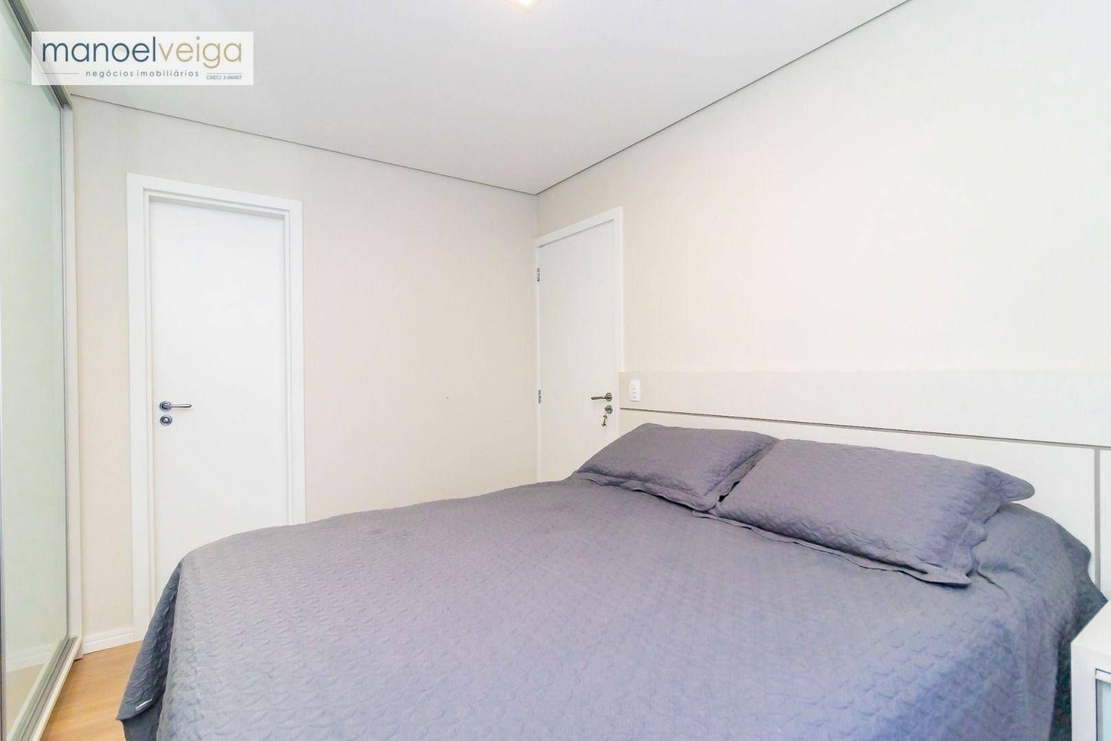 Apartamento à venda com 2 quartos, 70m² - Foto 30