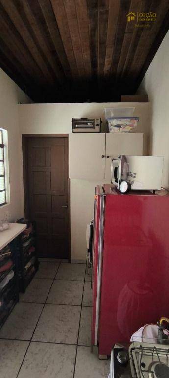 Casa à venda com 3 quartos, 204m² - Foto 19