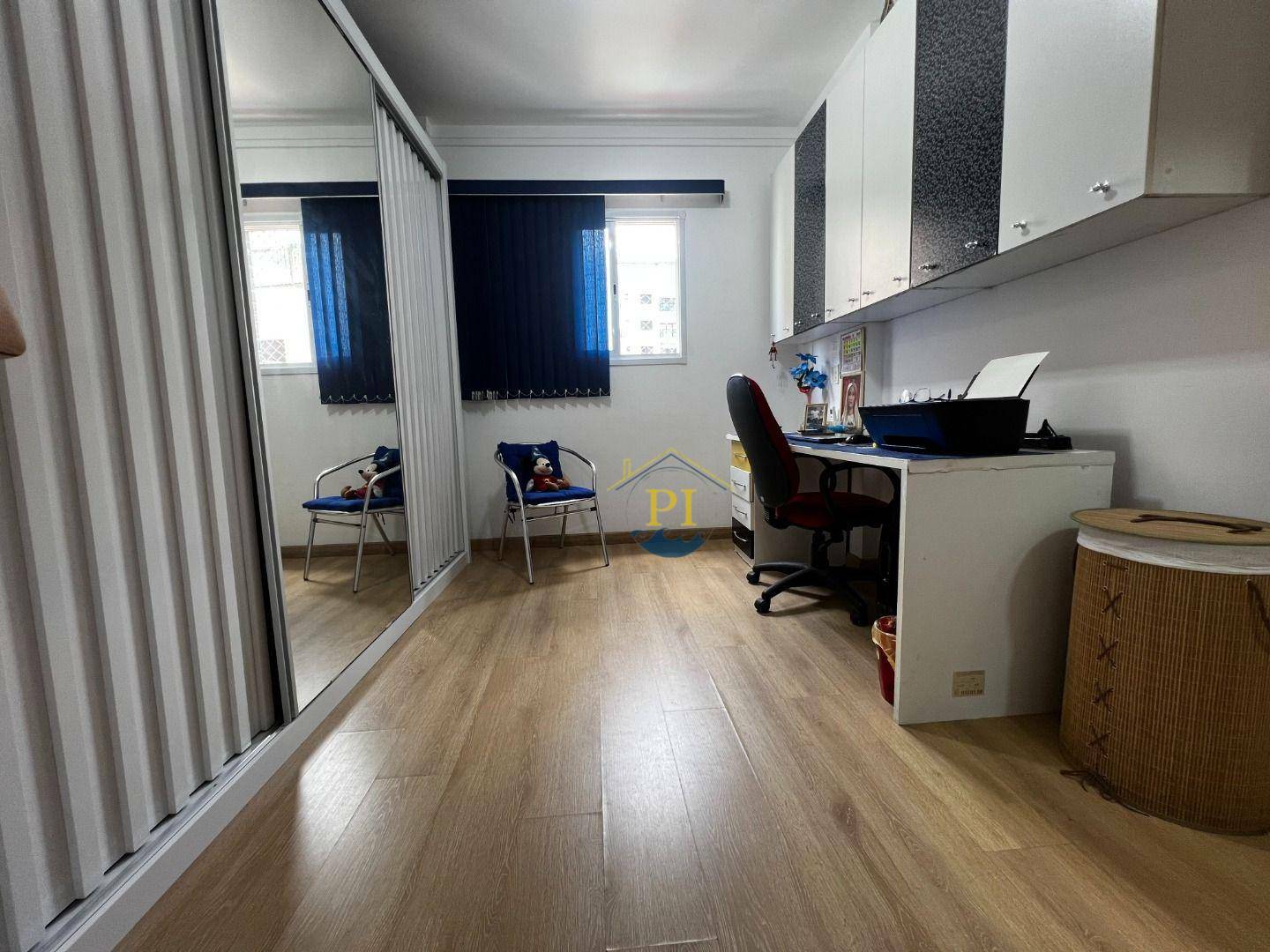 Apartamento à venda com 2 quartos, 80m² - Foto 27