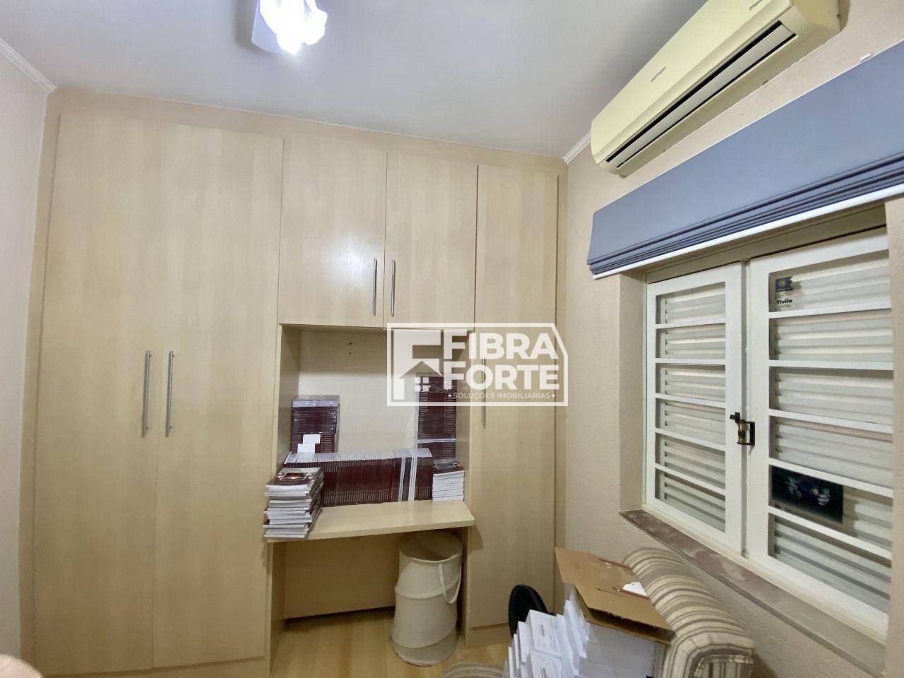 Casa à venda com 3 quartos, 208m² - Foto 27