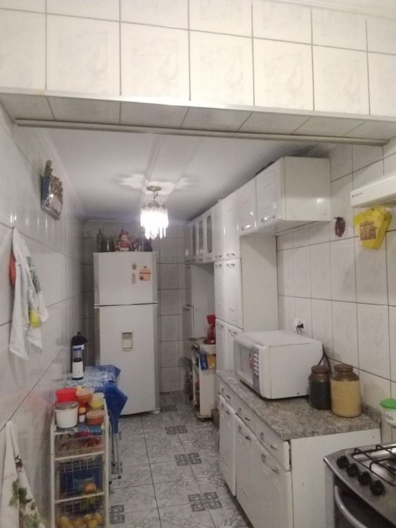 Sobrado à venda com 2 quartos, 120m² - Foto 17