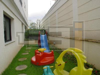 Apartamento à venda com 3 quartos, 157m² - Foto 4