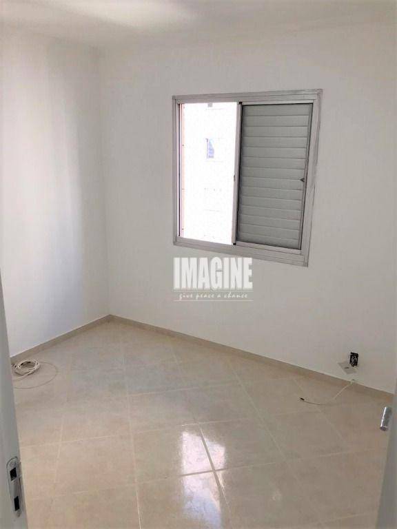 Apartamento à venda com 3 quartos, 63m² - Foto 12