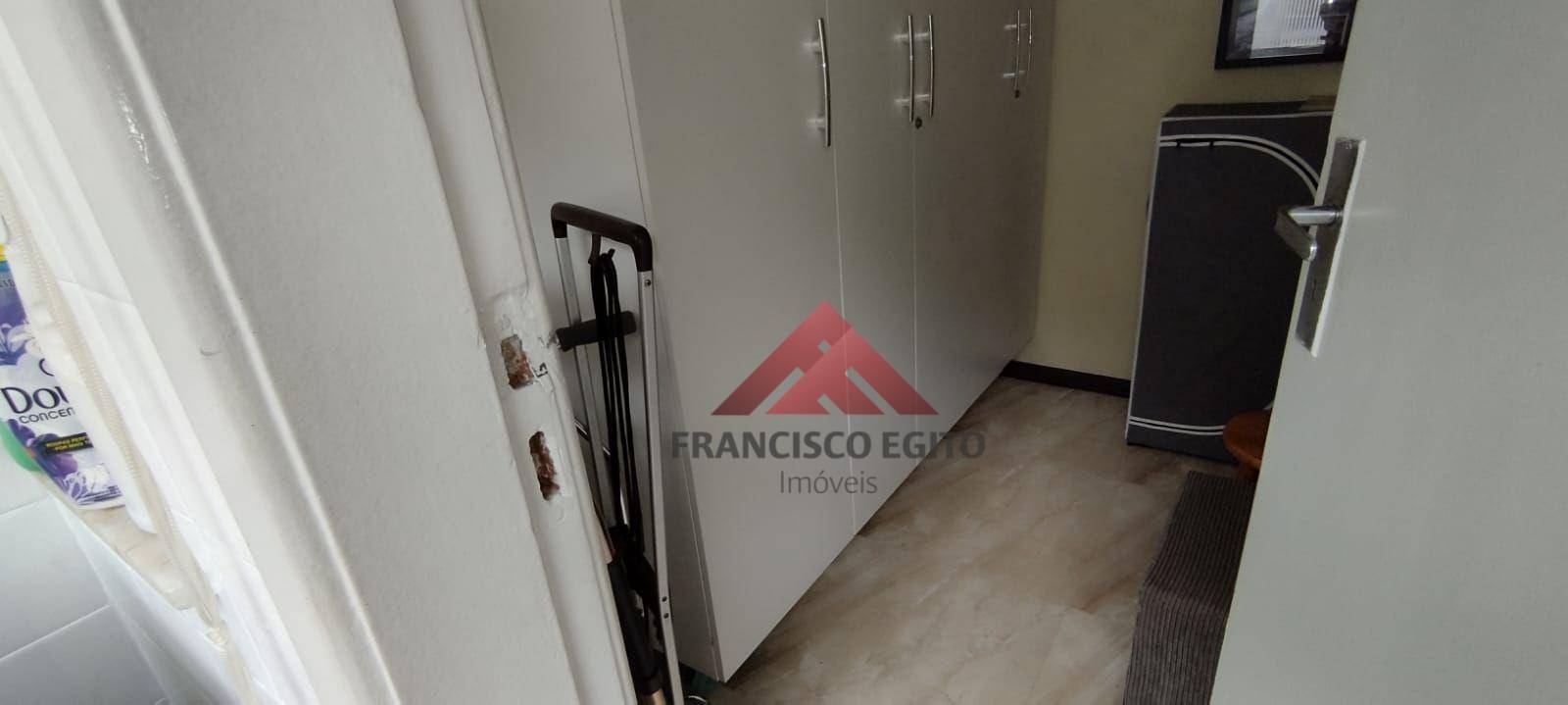 Apartamento à venda com 2 quartos, 75m² - Foto 16