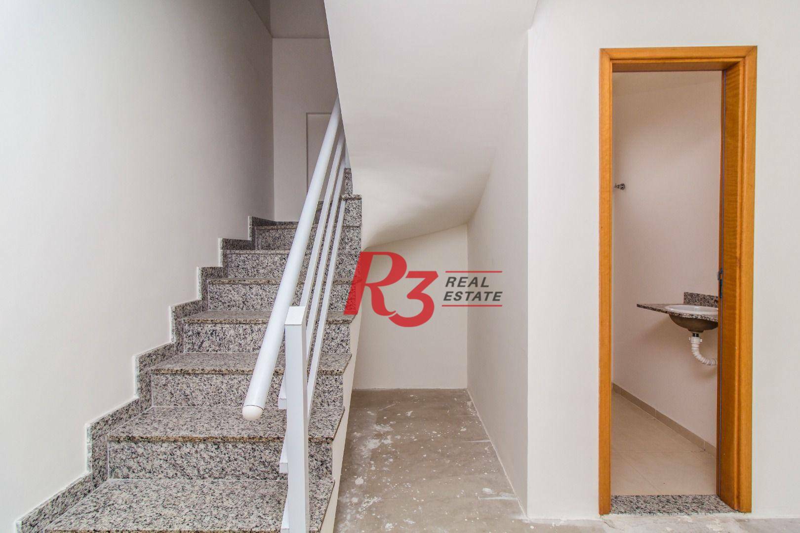 Apartamento à venda com 3 quartos, 131m² - Foto 2