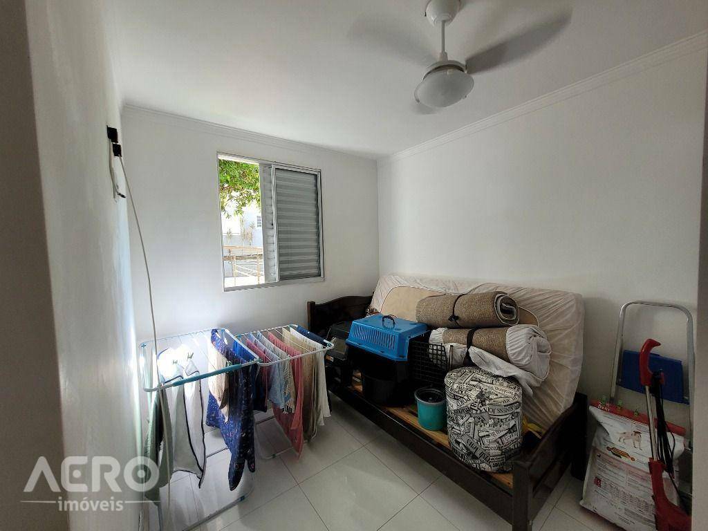 Apartamento à venda com 2 quartos, 56m² - Foto 12