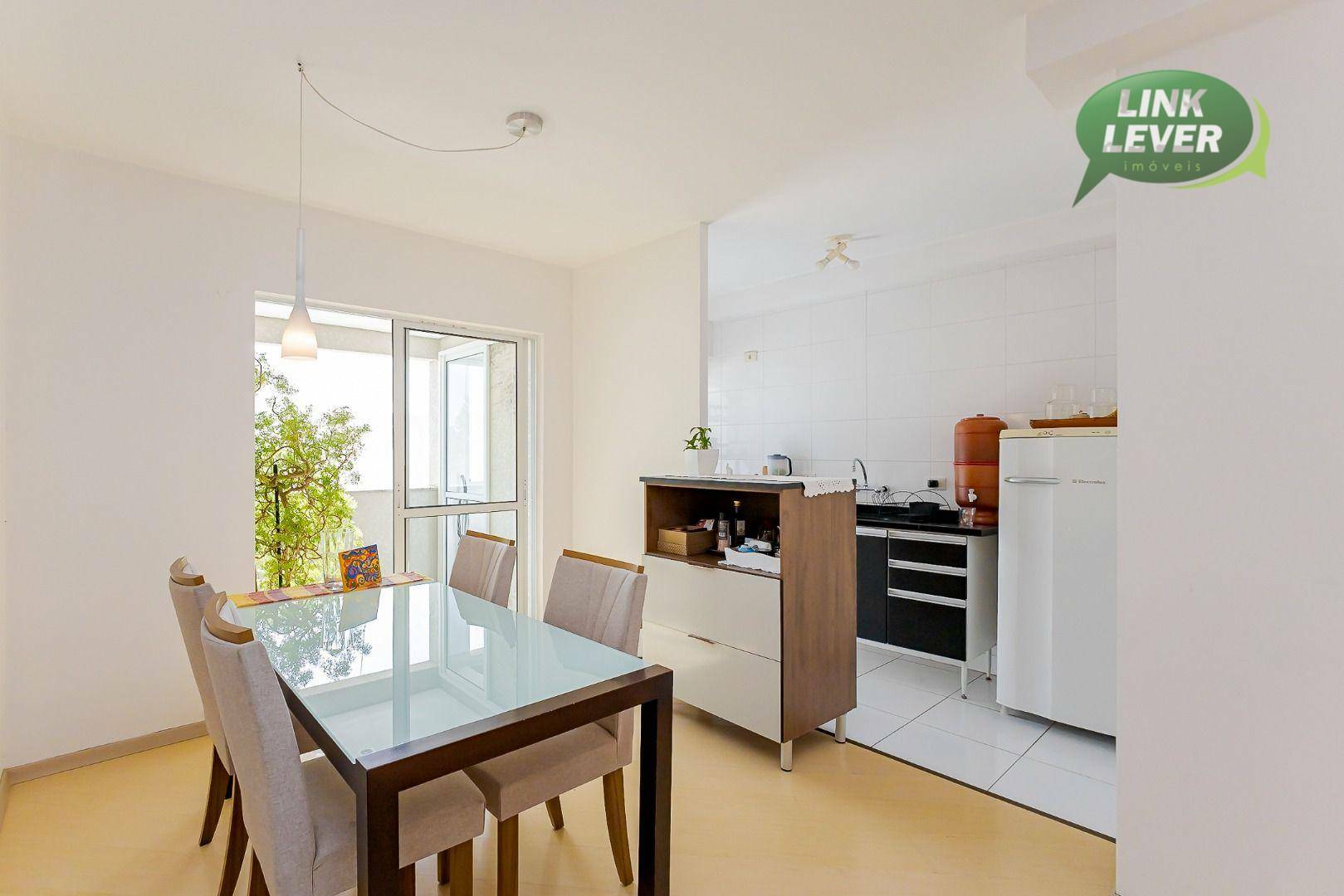 Apartamento à venda com 2 quartos, 67m² - Foto 3