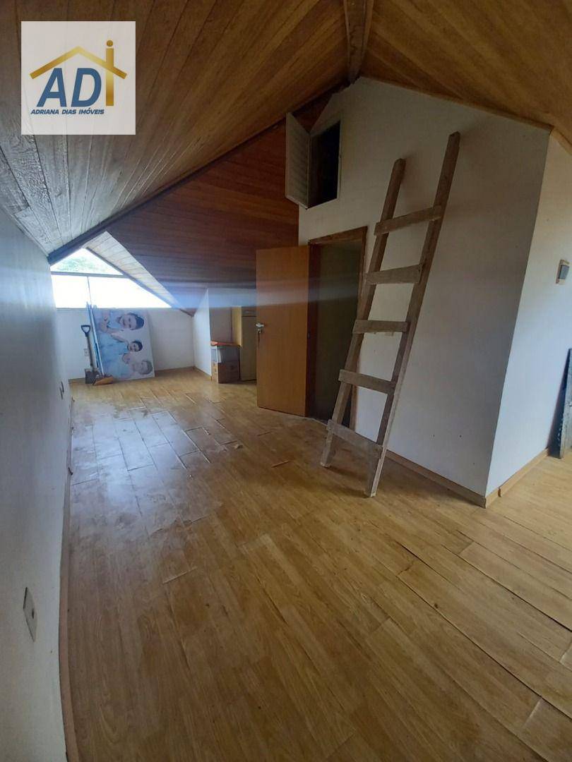 Casa de Condomínio à venda e aluguel com 4 quartos, 250m² - Foto 31