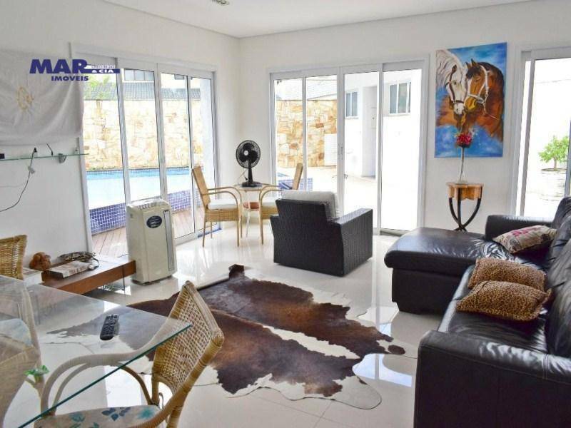 Casa à venda com 4 quartos, 350m² - Foto 4