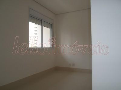 Apartamento à venda com 3 quartos, 183m² - Foto 8