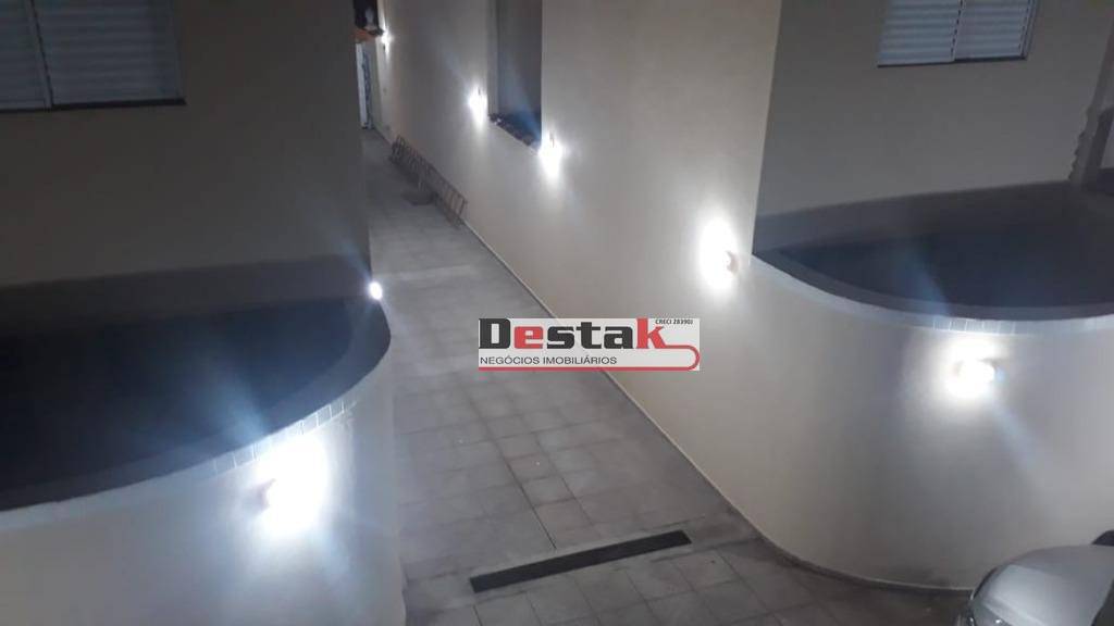 Sobrado à venda com 3 quartos, 147m² - Foto 2