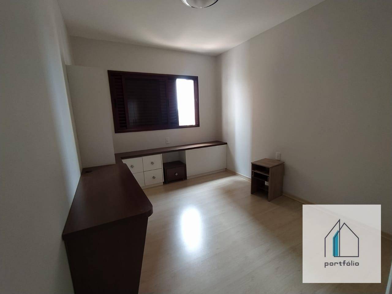 Apartamento à venda com 4 quartos, 208m² - Foto 10