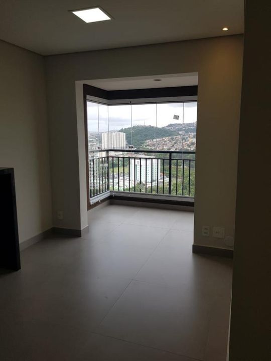 Apartamento à venda com 1 quarto, 60m² - Foto 2