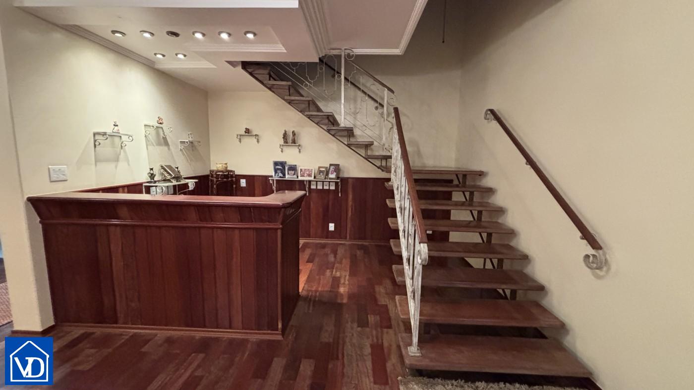 Casa de Condomínio à venda com 6 quartos, 400m² - Foto 13