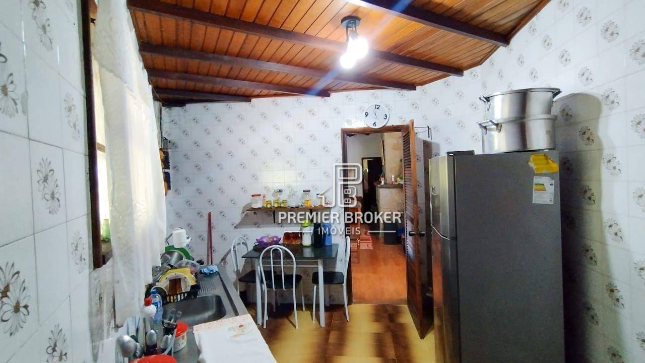 Casa à venda com 4 quartos, 249m² - Foto 26