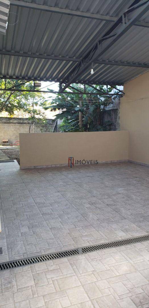 Casa à venda com 3 quartos, 170m² - Foto 17