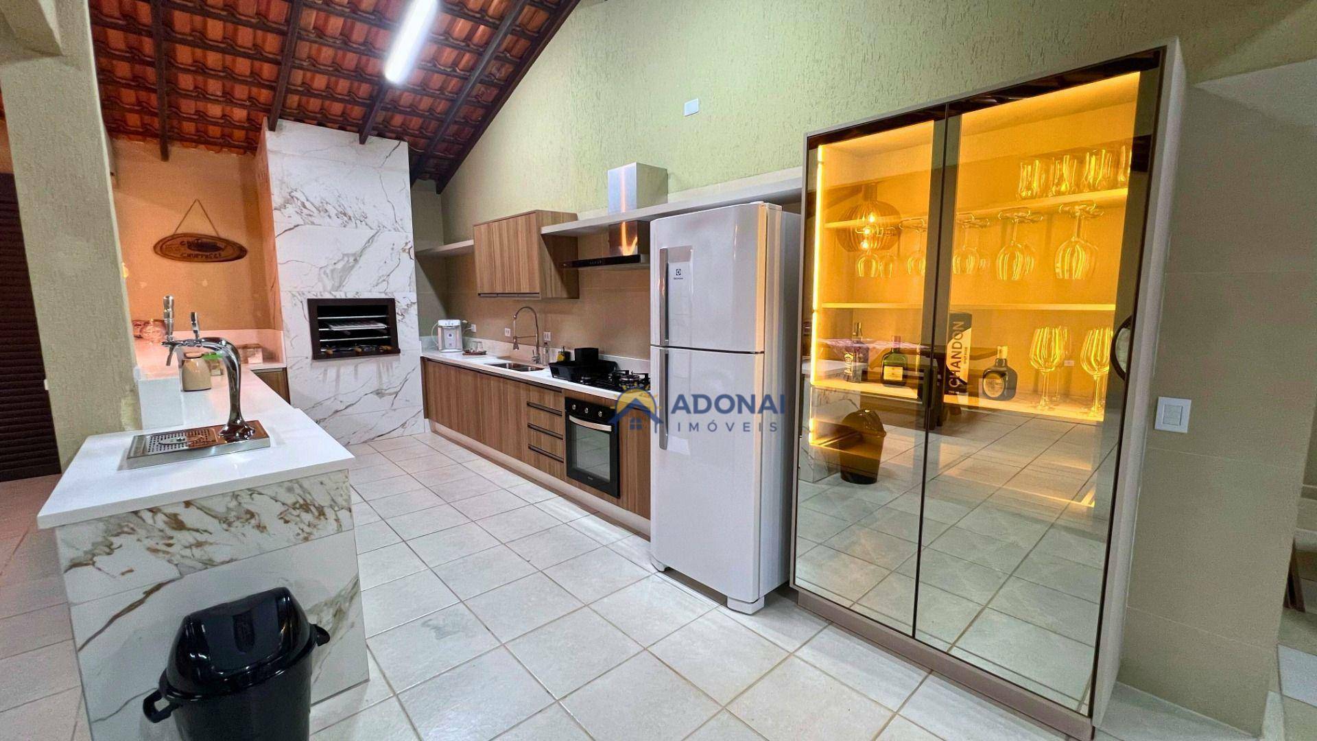 Casa à venda com 4 quartos, 300m² - Foto 20