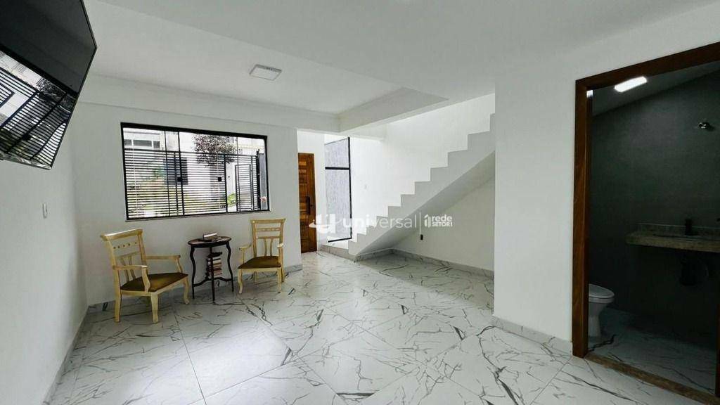 Casa à venda com 2 quartos, 108m² - Foto 3