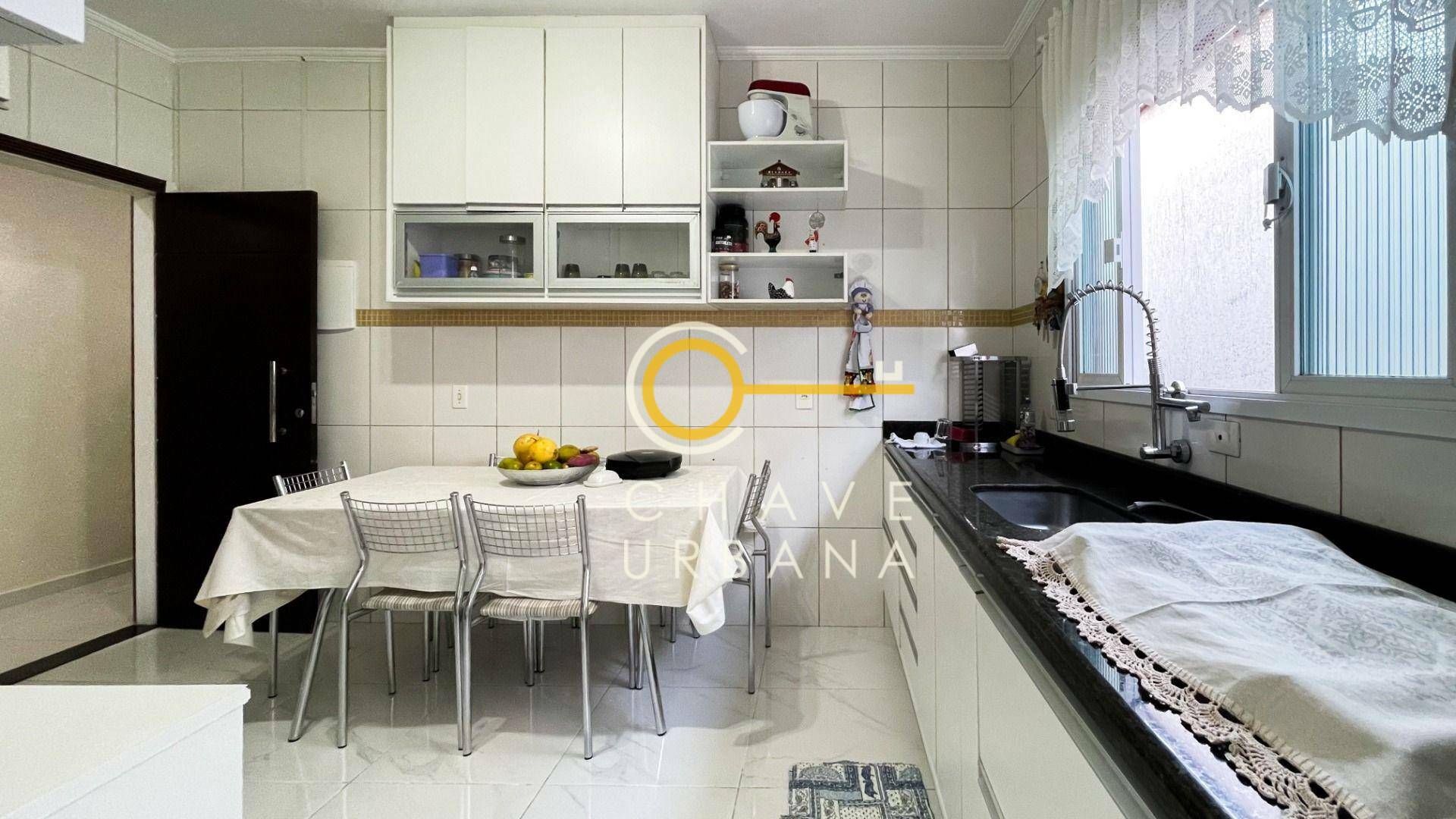 Casa à venda com 3 quartos, 159m² - Foto 18