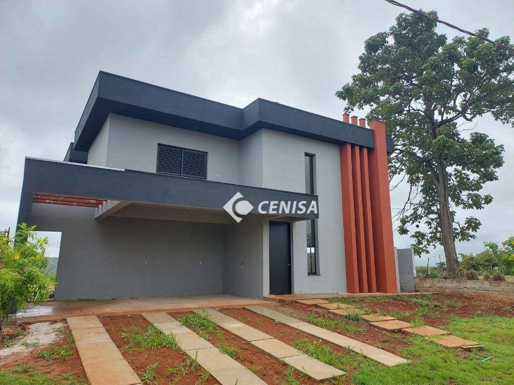 Casa de Condomínio à venda com 4 quartos, 280m² - Foto 1