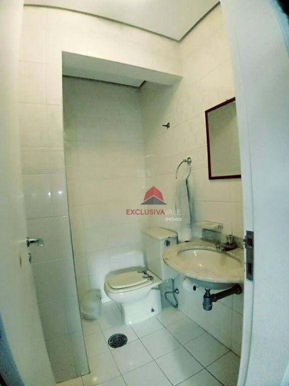 Apartamento à venda com 3 quartos, 189m² - Foto 8