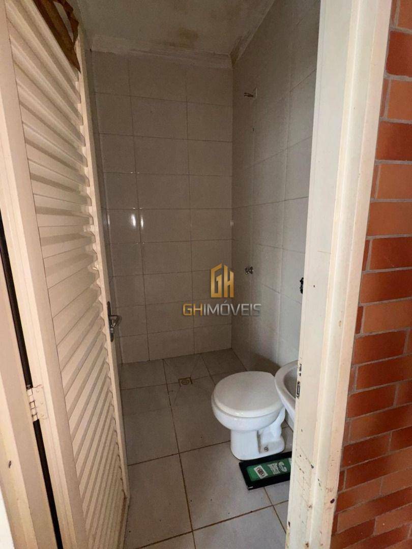 Casa à venda com 3 quartos, 220m² - Foto 10