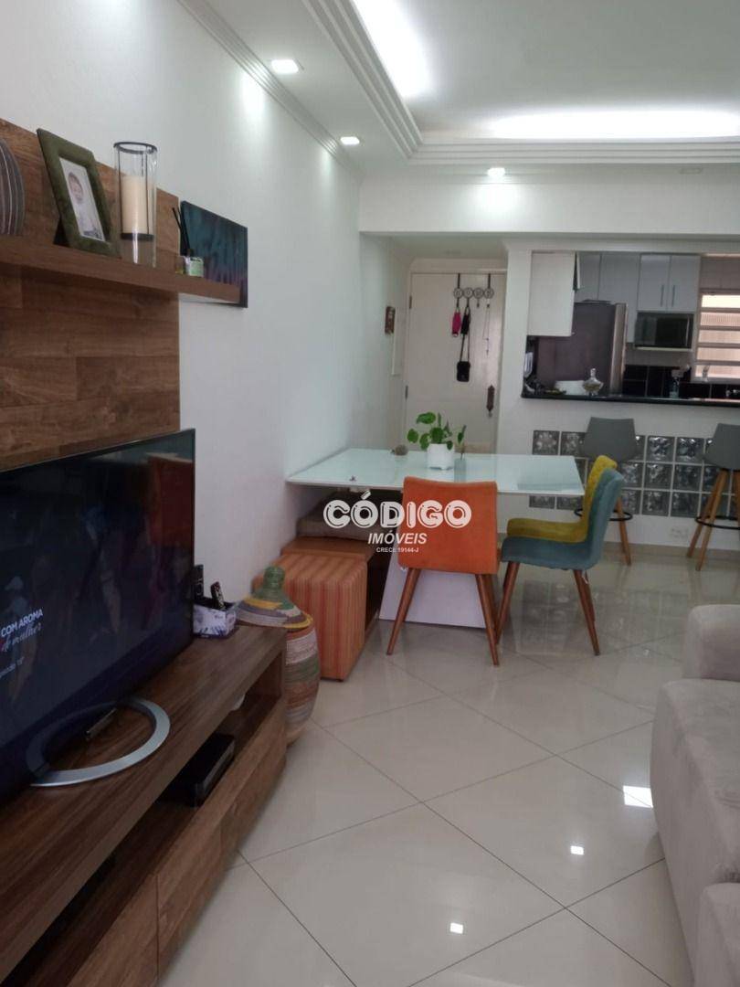 Apartamento à venda com 3 quartos, 93m² - Foto 6