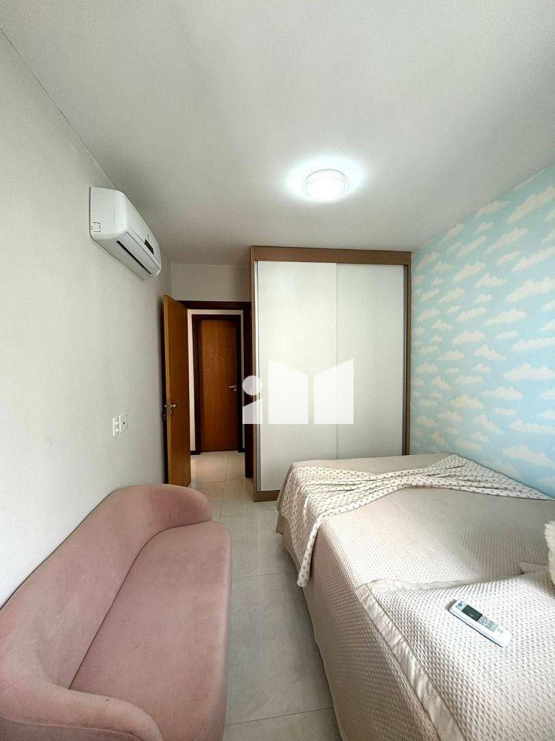 Apartamento à venda com 2 quartos, 65m² - Foto 17