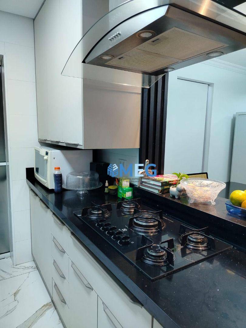 Cobertura à venda e aluguel com 3 quartos, 141m² - Foto 13