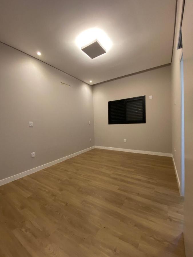Casa à venda com 3 quartos, 200m² - Foto 15