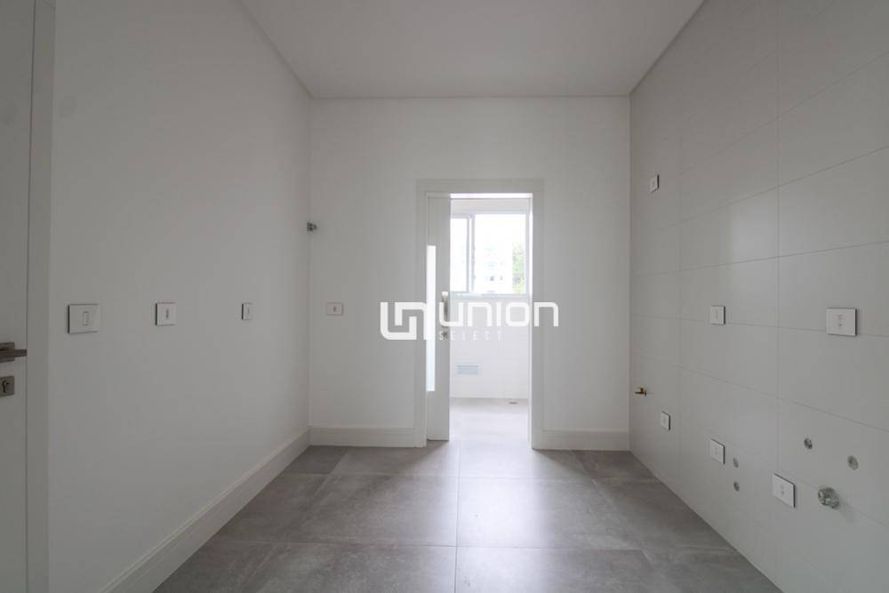 Apartamento à venda com 3 quartos, 156m² - Foto 10