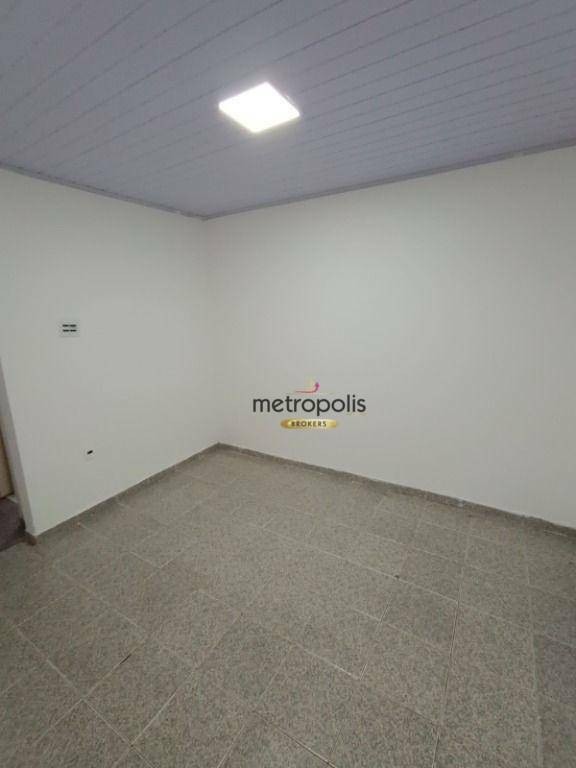 Casa para alugar com 1 quarto, 60m² - Foto 7