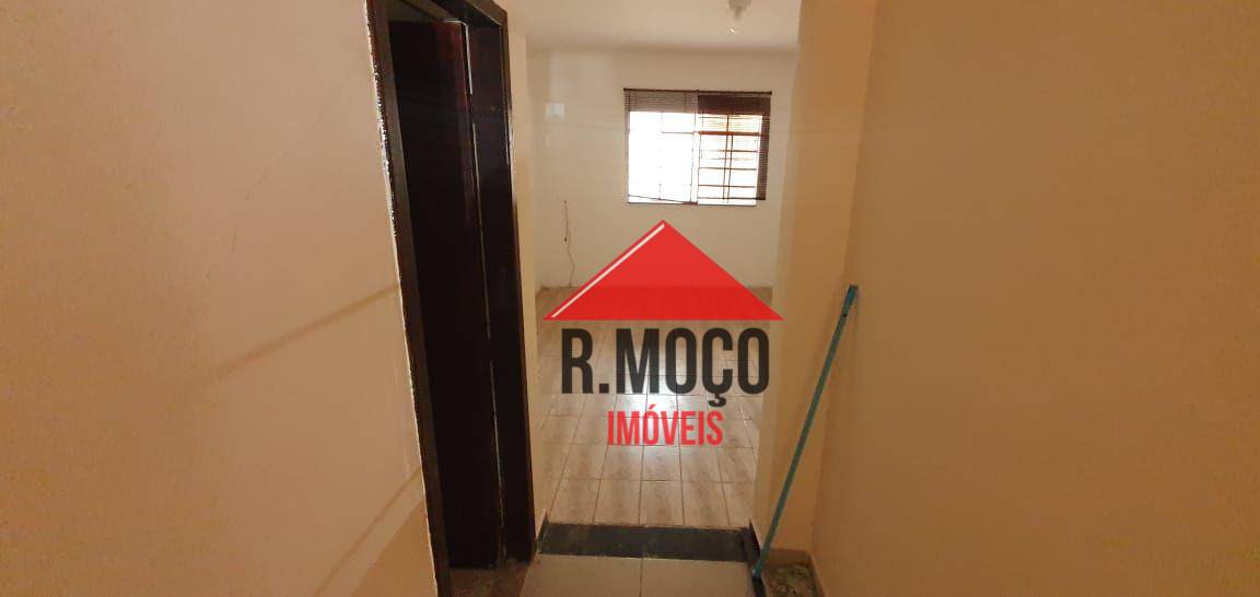 Sobrado para alugar com 2 quartos, 200m² - Foto 13