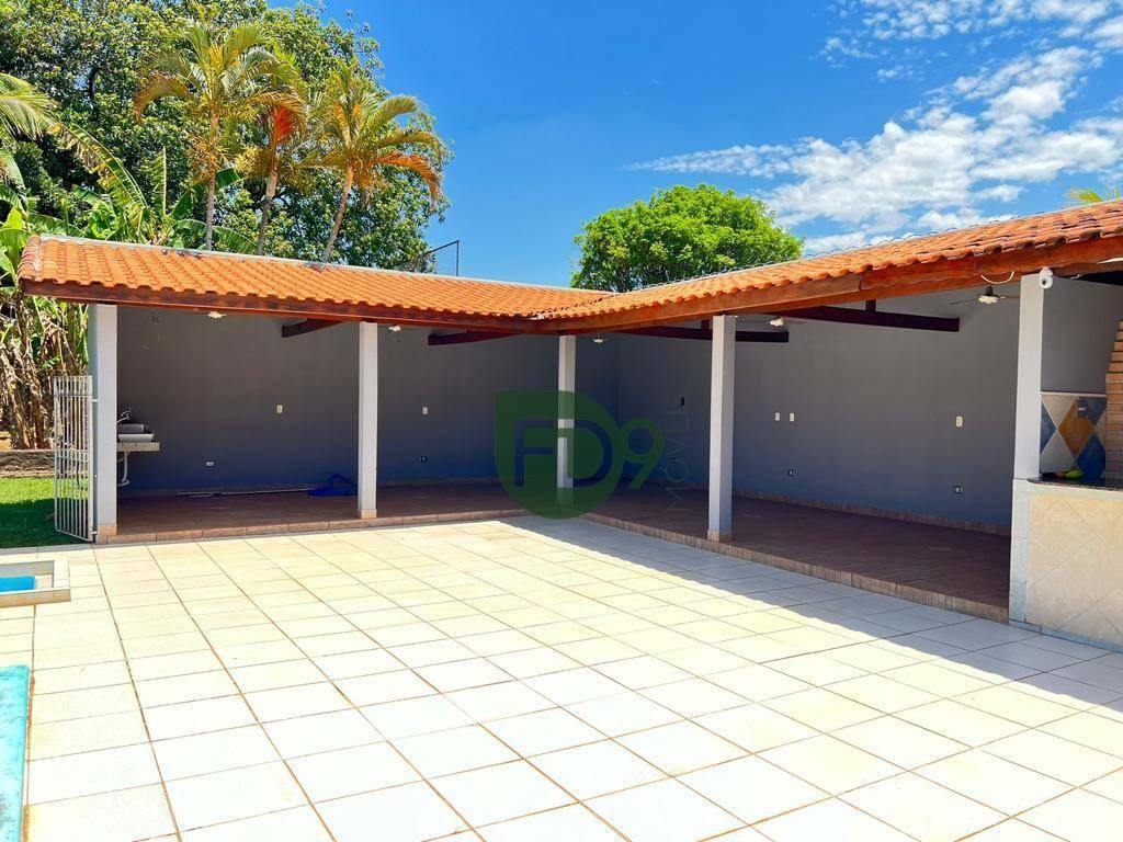 Chácara à venda com 4 quartos, 535m² - Foto 25